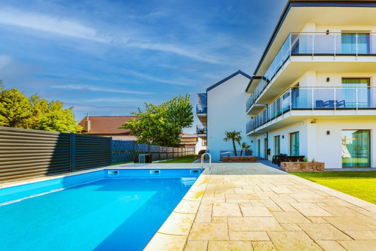 Kashubian Resort Władysławowo エクステリア 写真